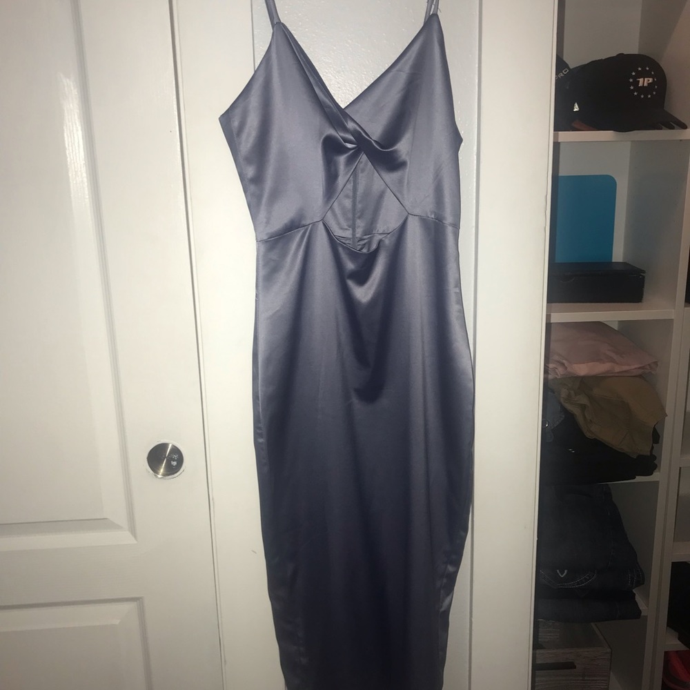Oh Polly satin dress - Picture 2 of 4